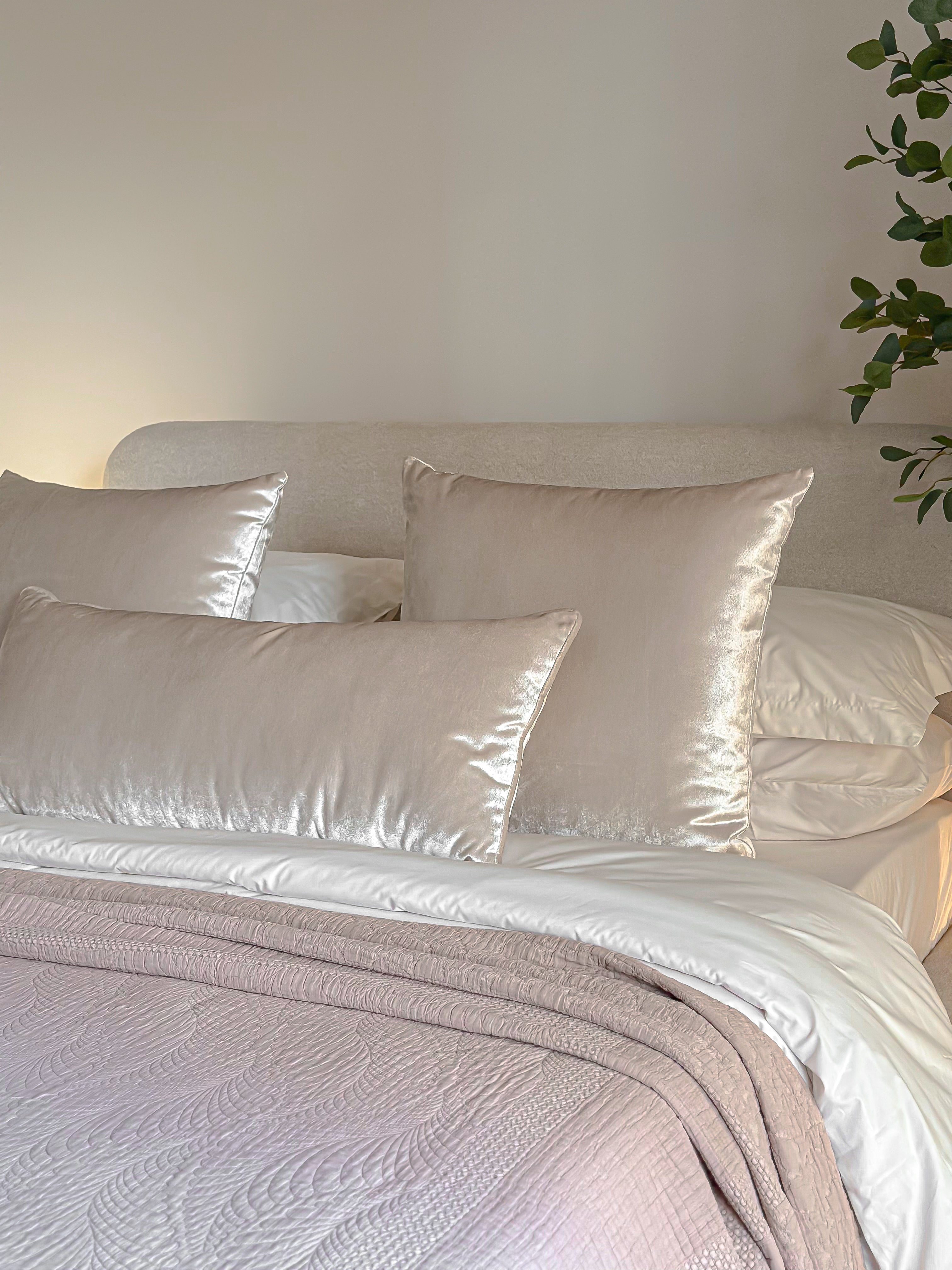 Velvet Styling cushion  _ neutral beige