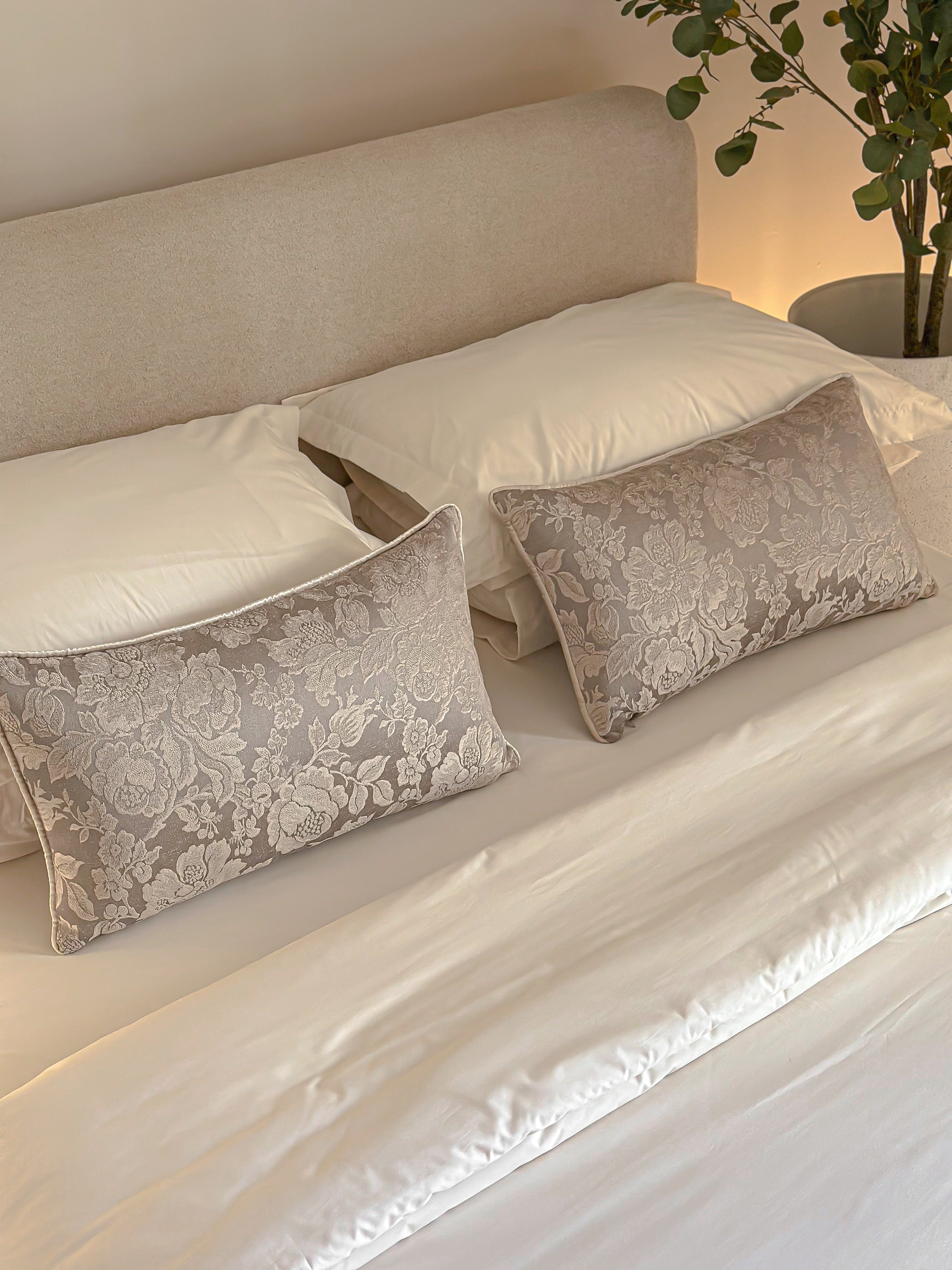 jacquard styling cushion -