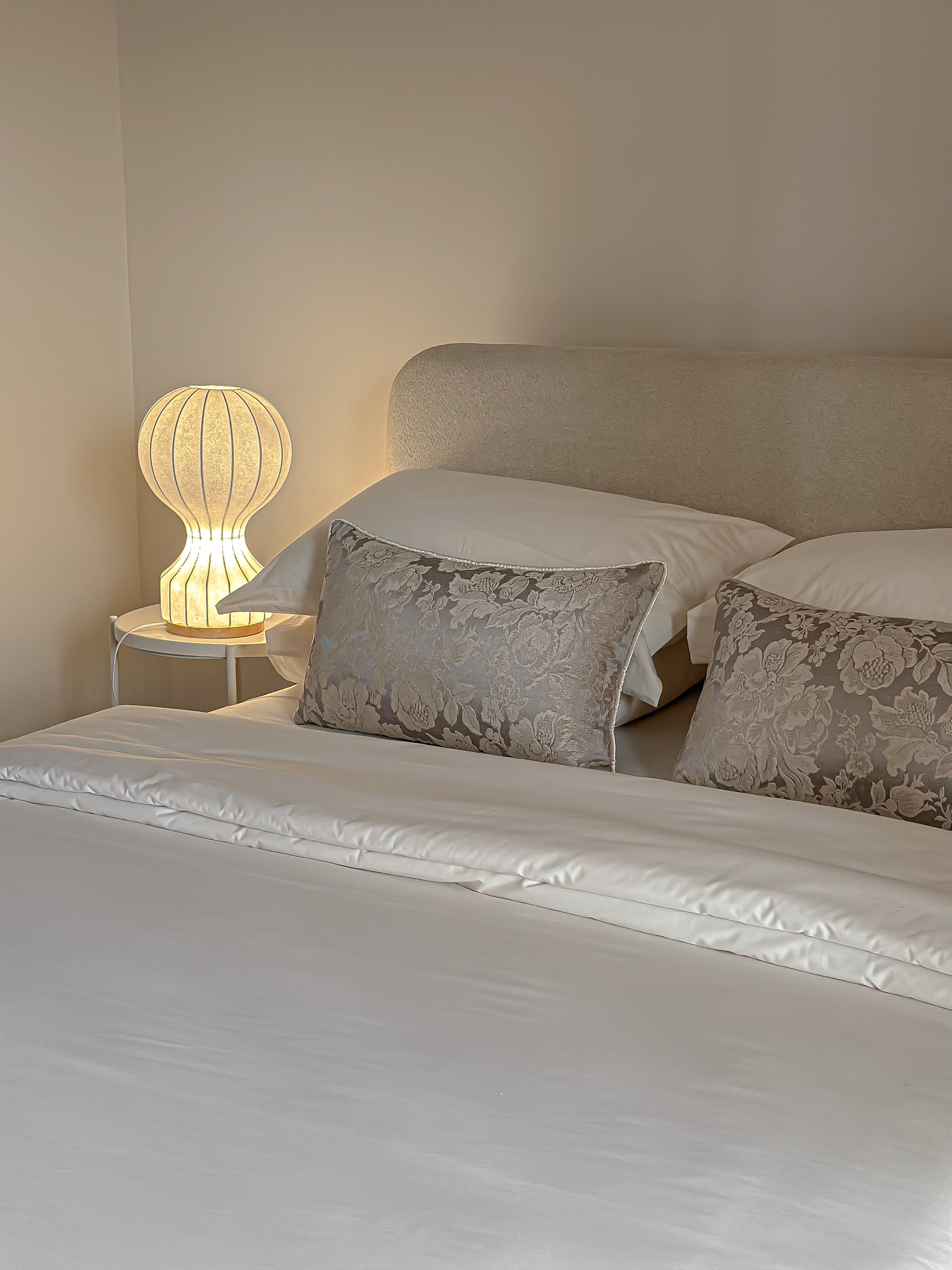 Deluxe Hotel Line Bed Set - off white