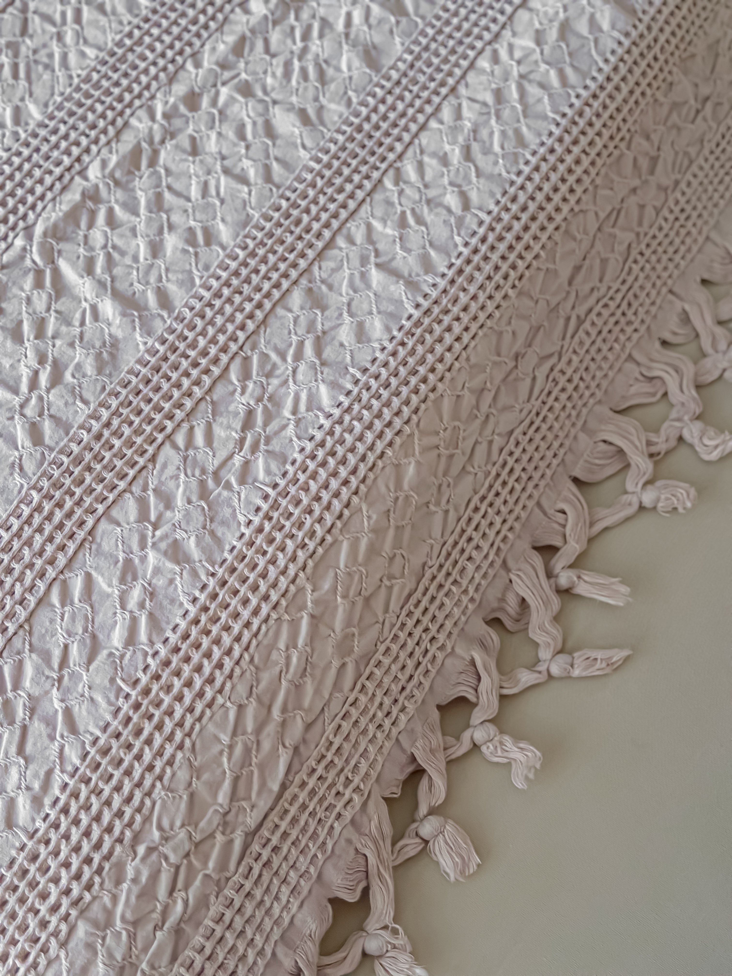 Soft Sand Bed Set
