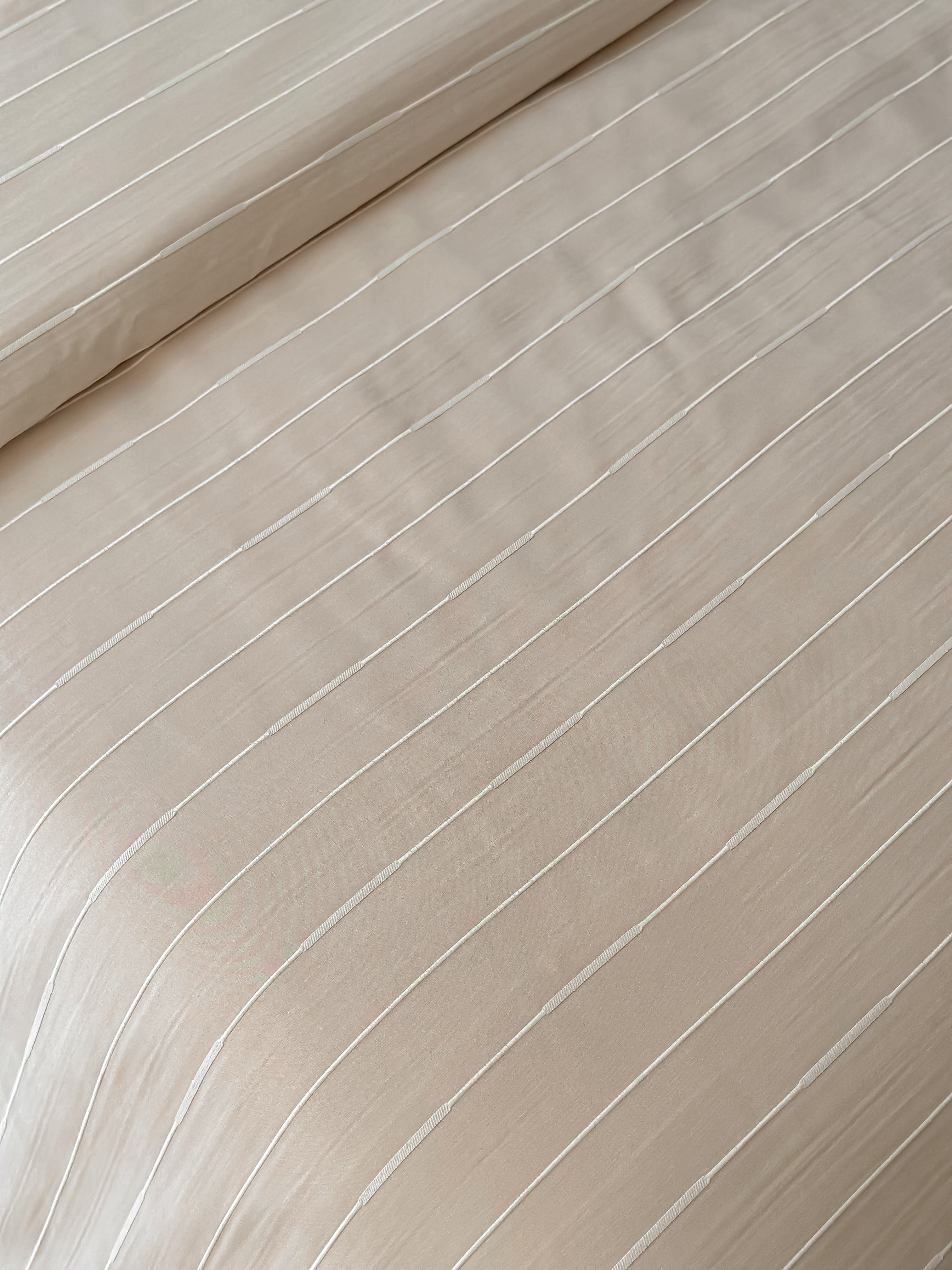 Calm Striped Fitted Bed Set