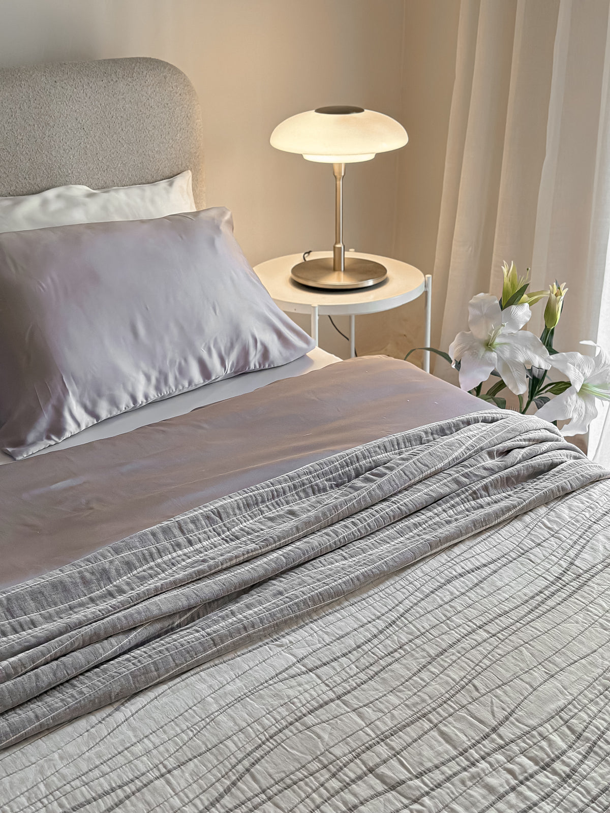 The Wave Stitch Quilt - Neutral Gray