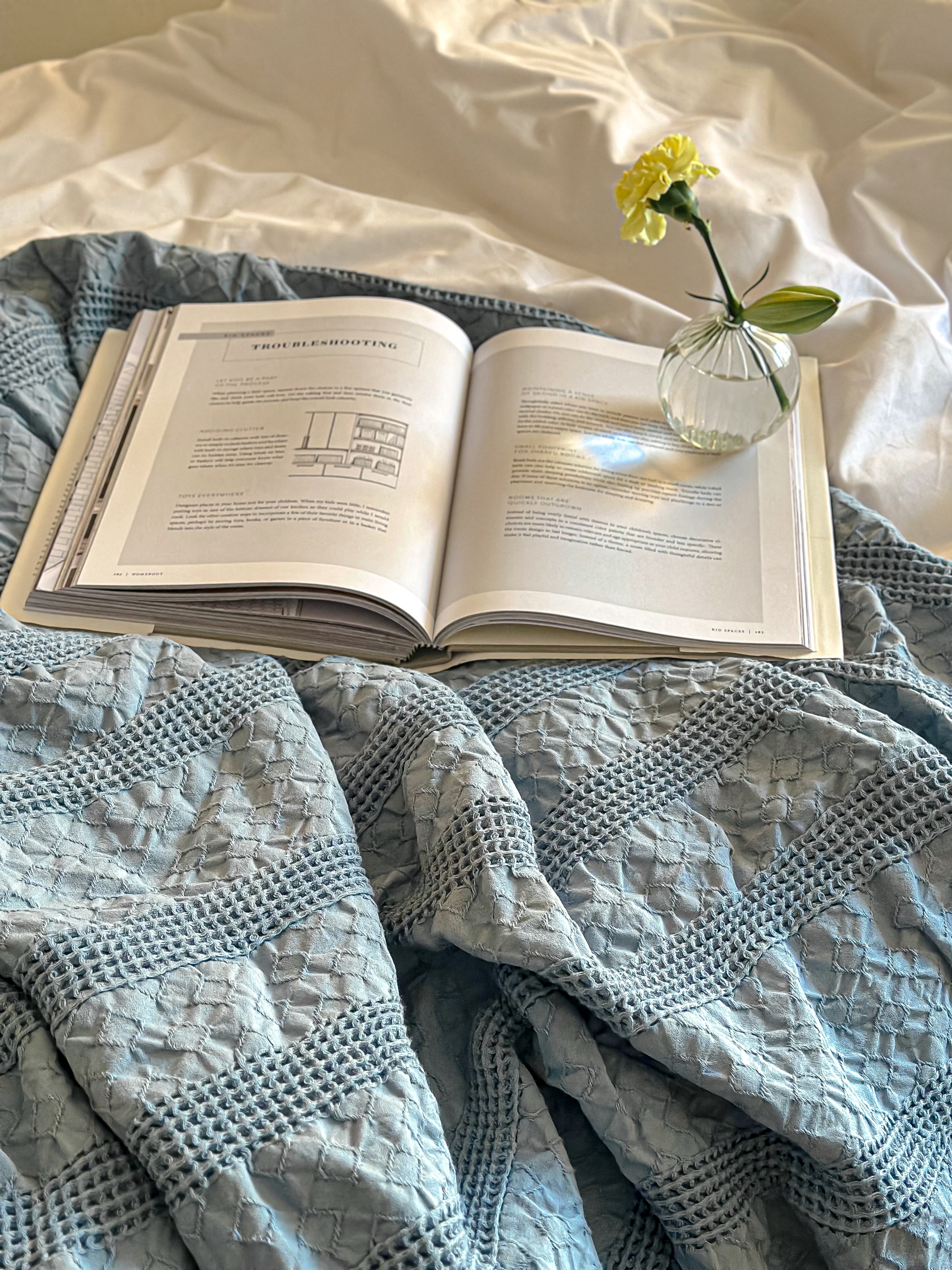 Soft Sky Bed Set