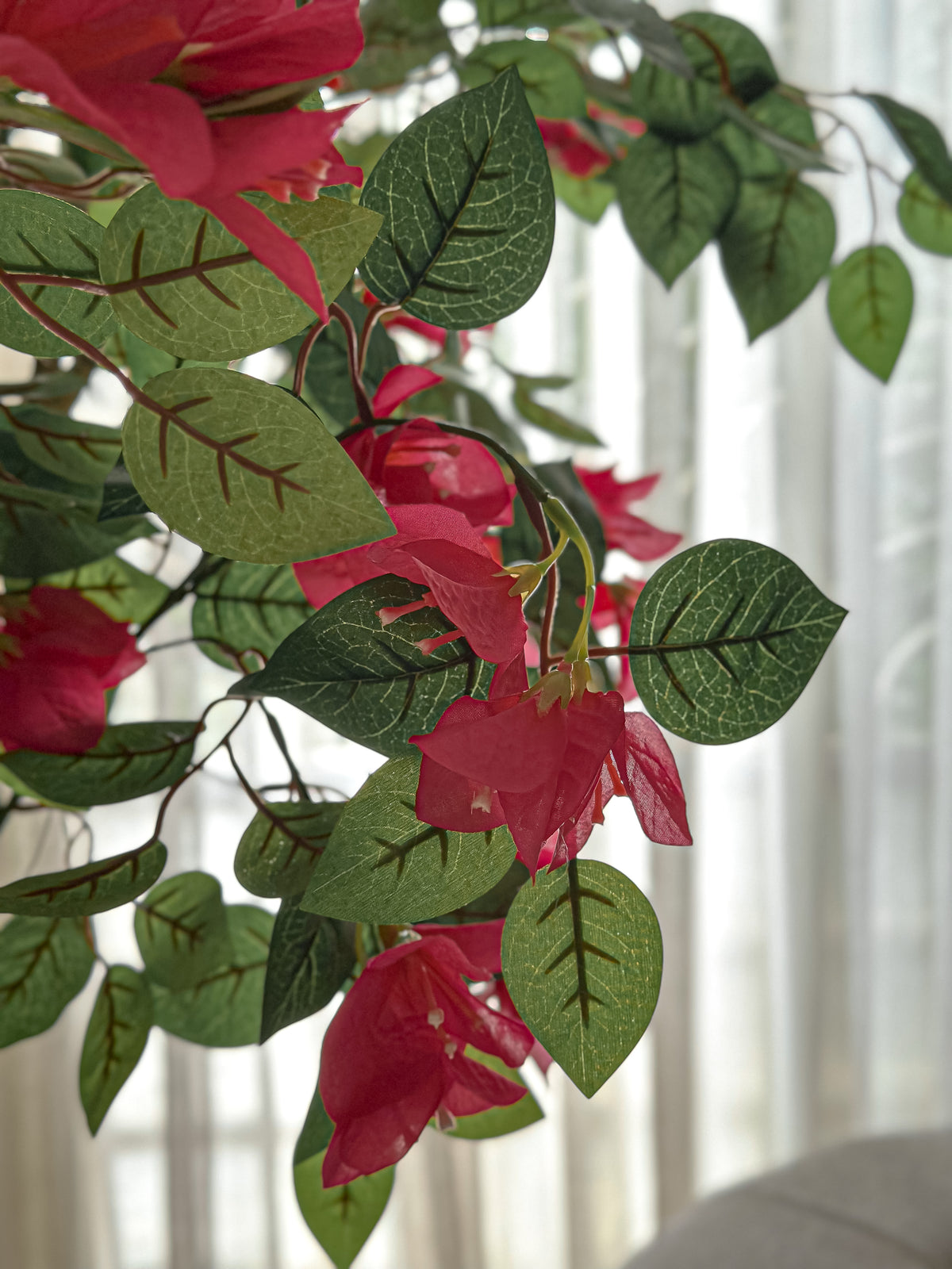 Artificial Bougainvillea Tree – with pot (Fuchsia)