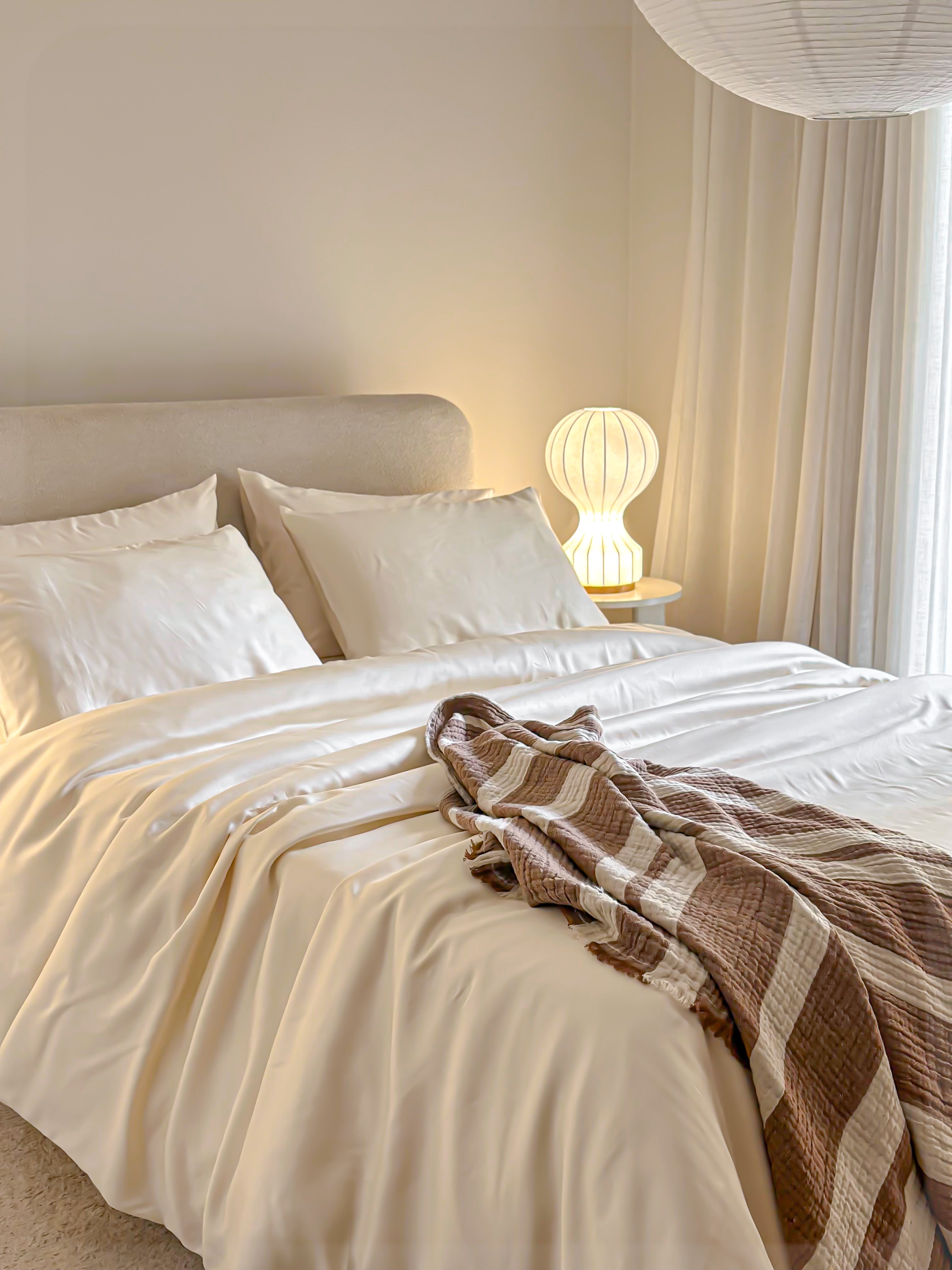 Jacquard bedding