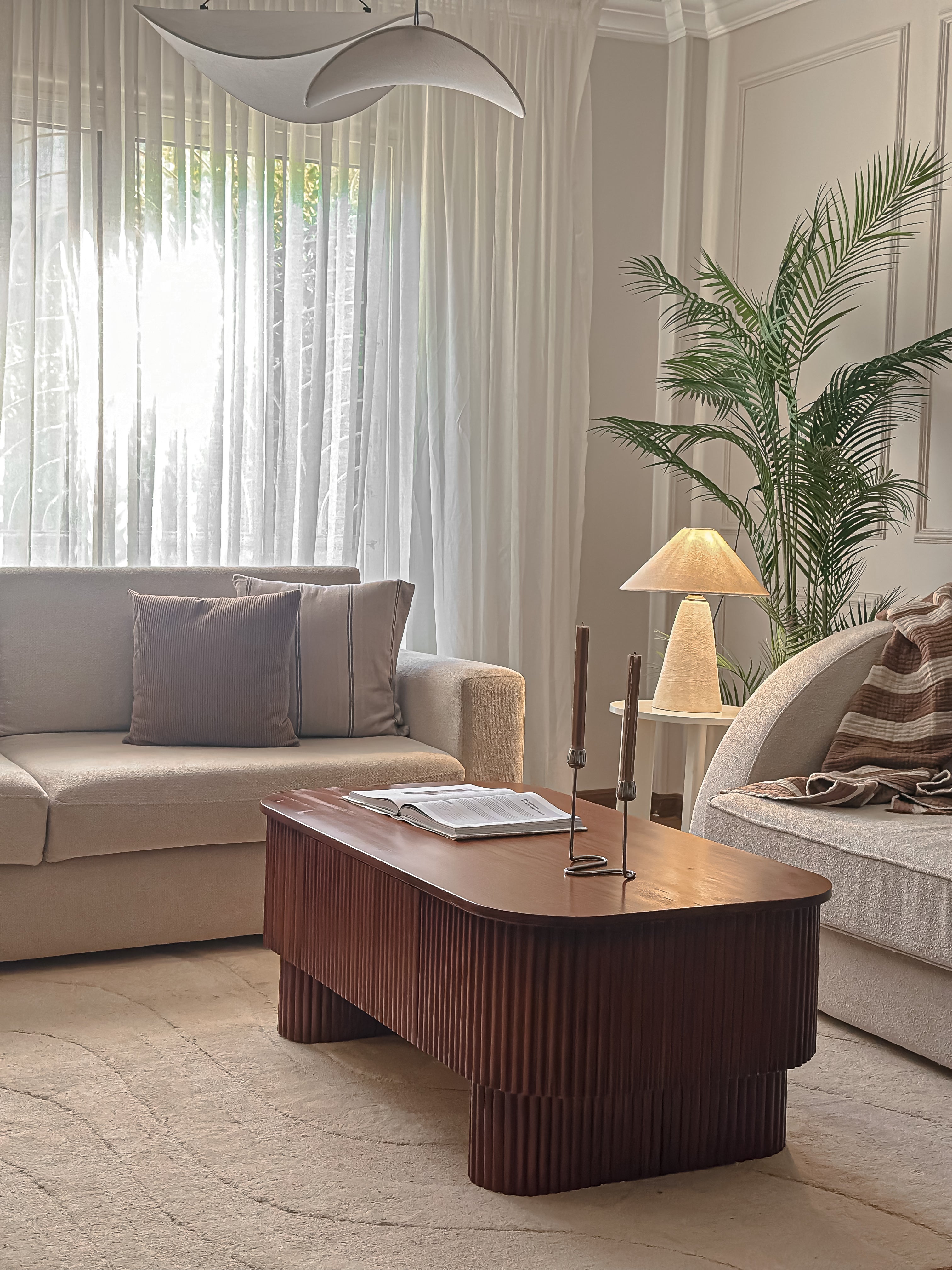 Kaya coffee table
