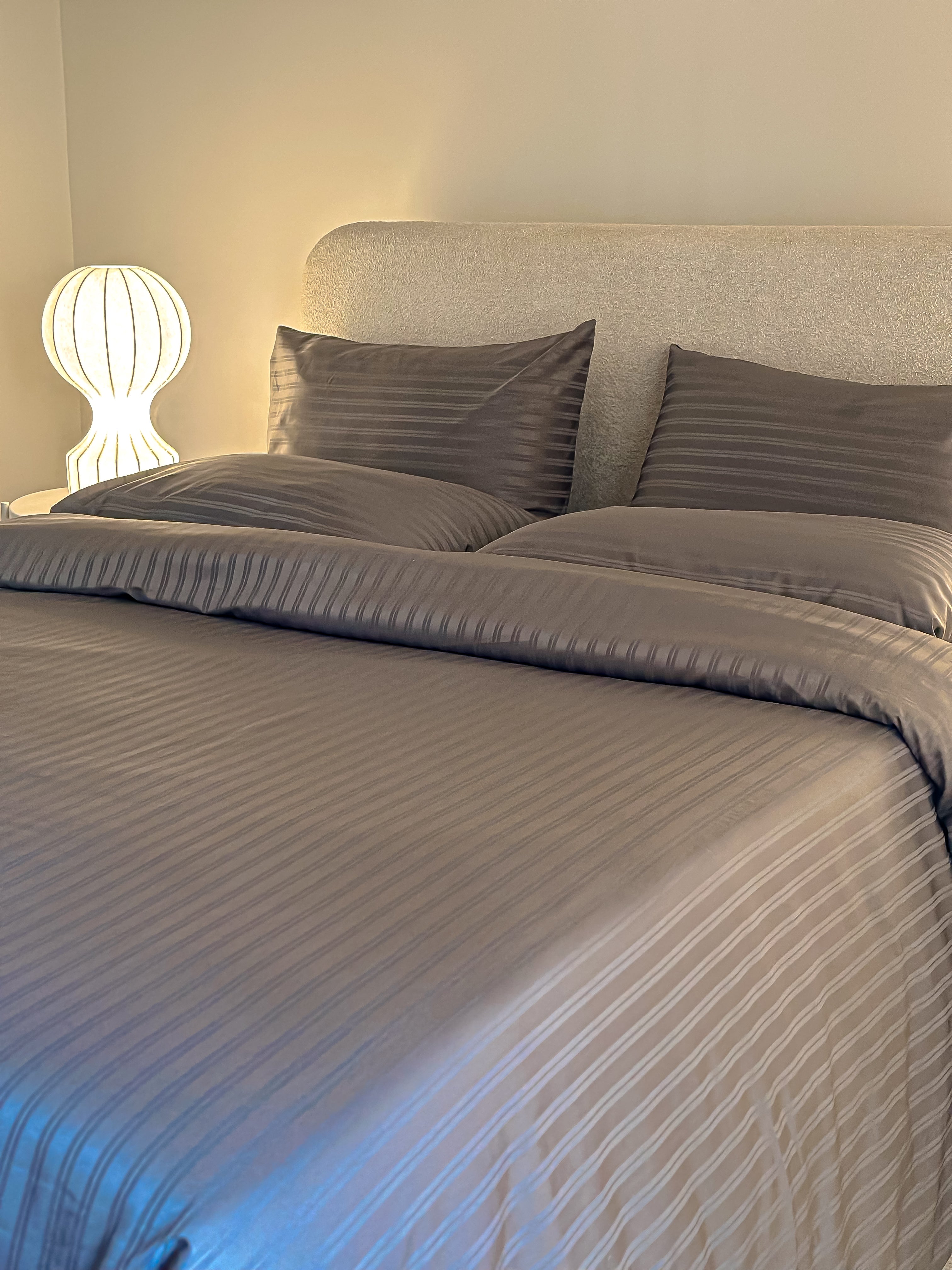 Jacquard stripped cotton bed set - bold gray