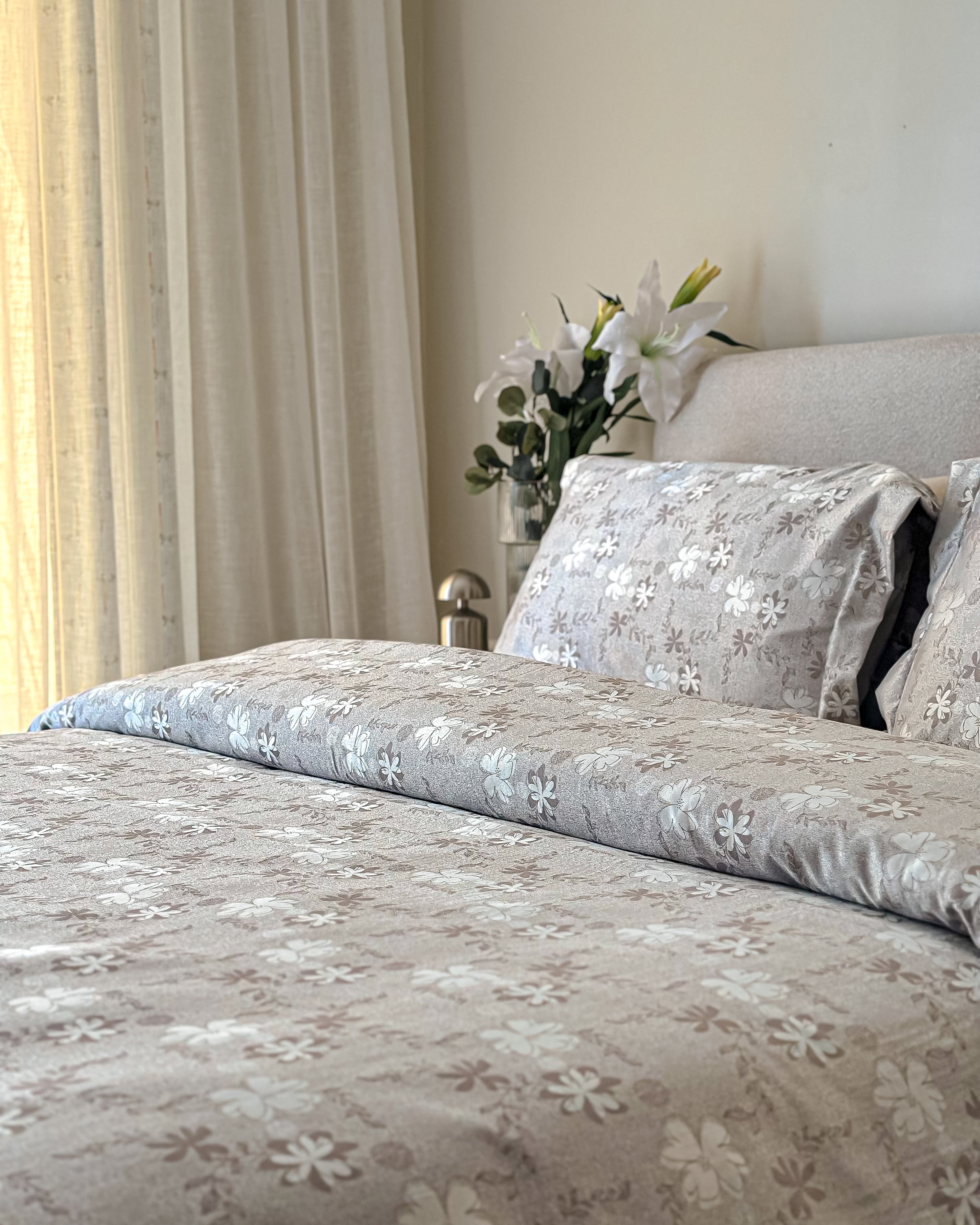 Minish Jacquard Duvet Cover Set