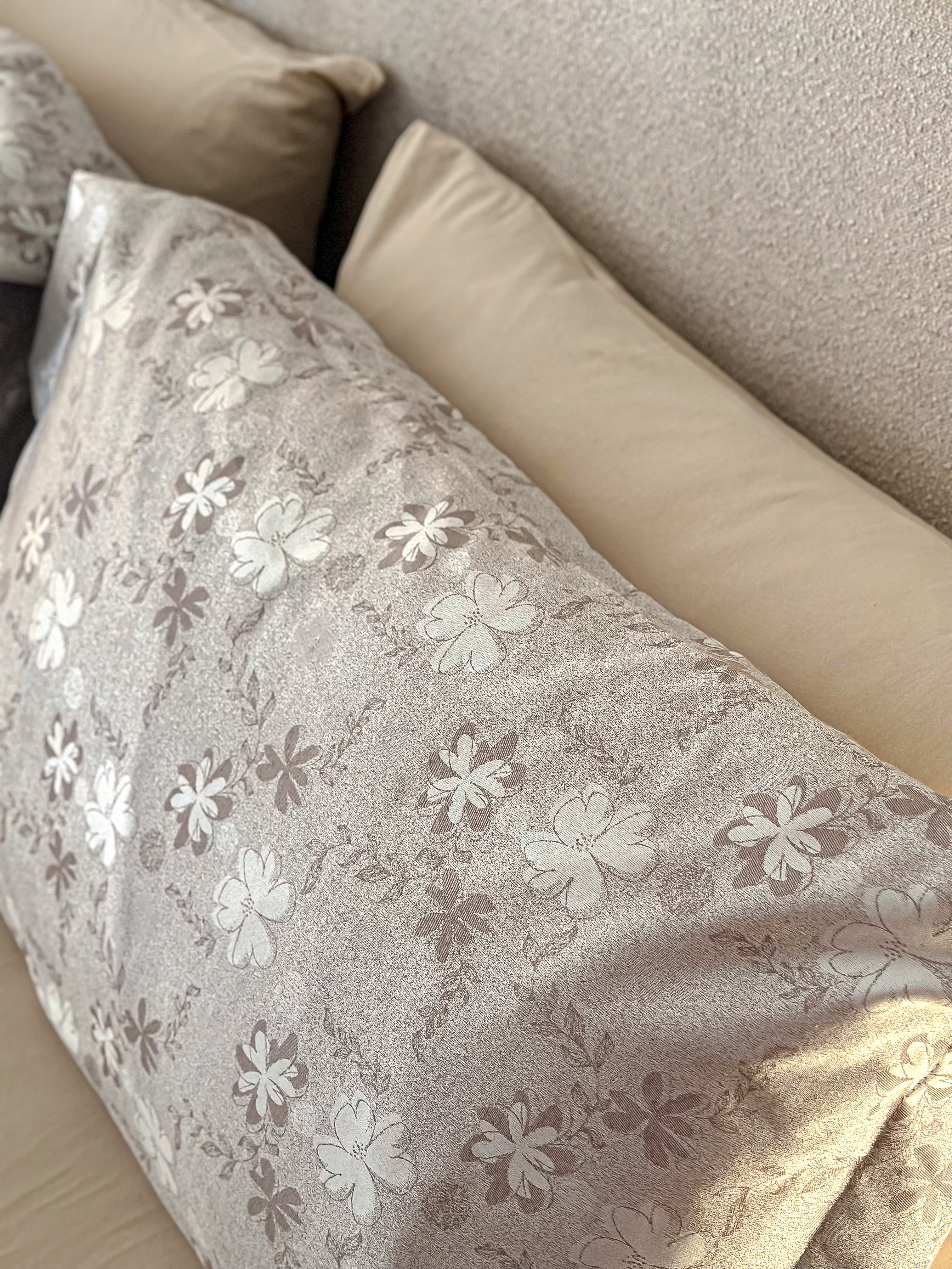 Minish Jacquard Duvet Cover Set
