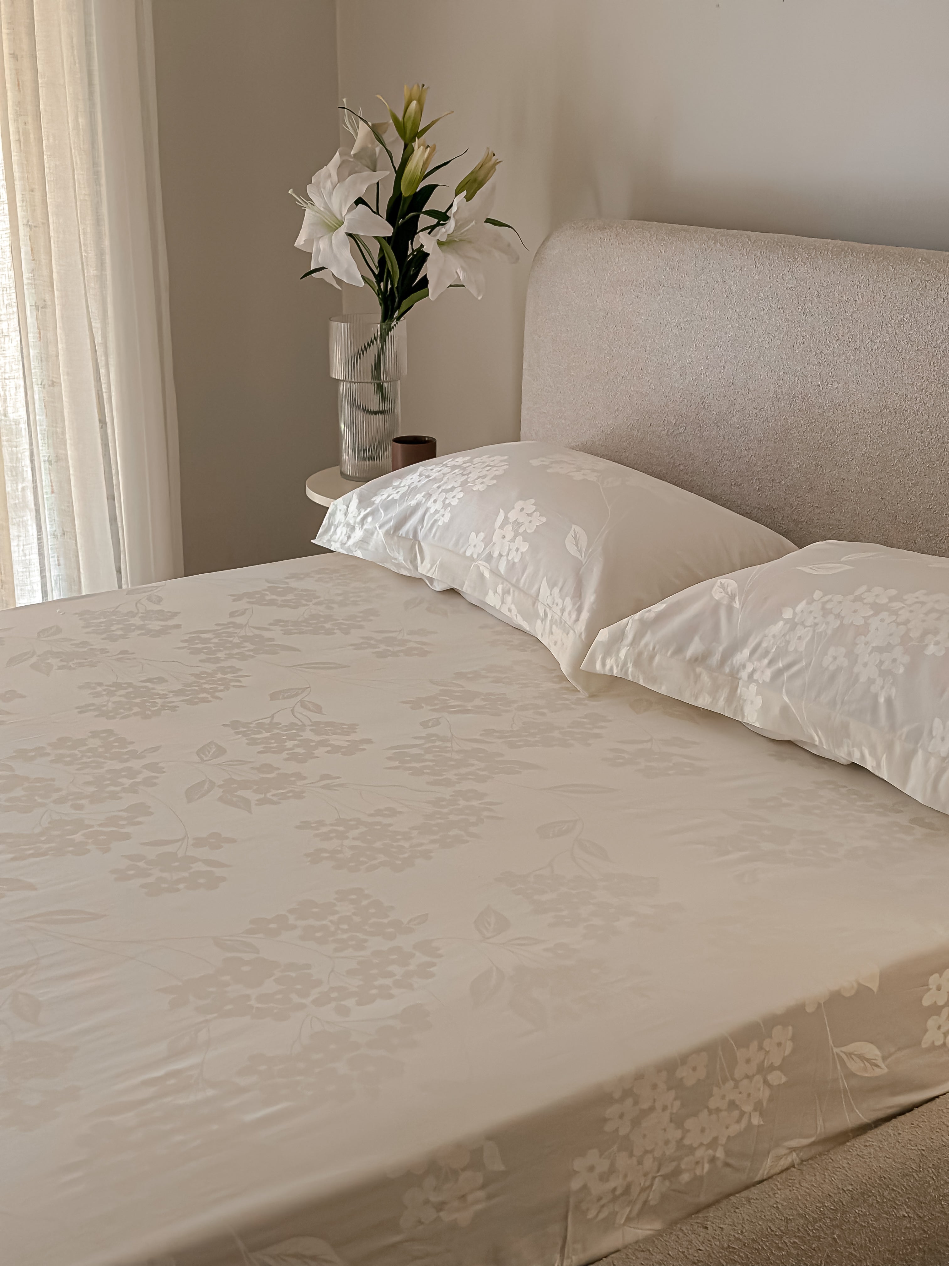 Jacquard Rose Bedsheet set - off white
