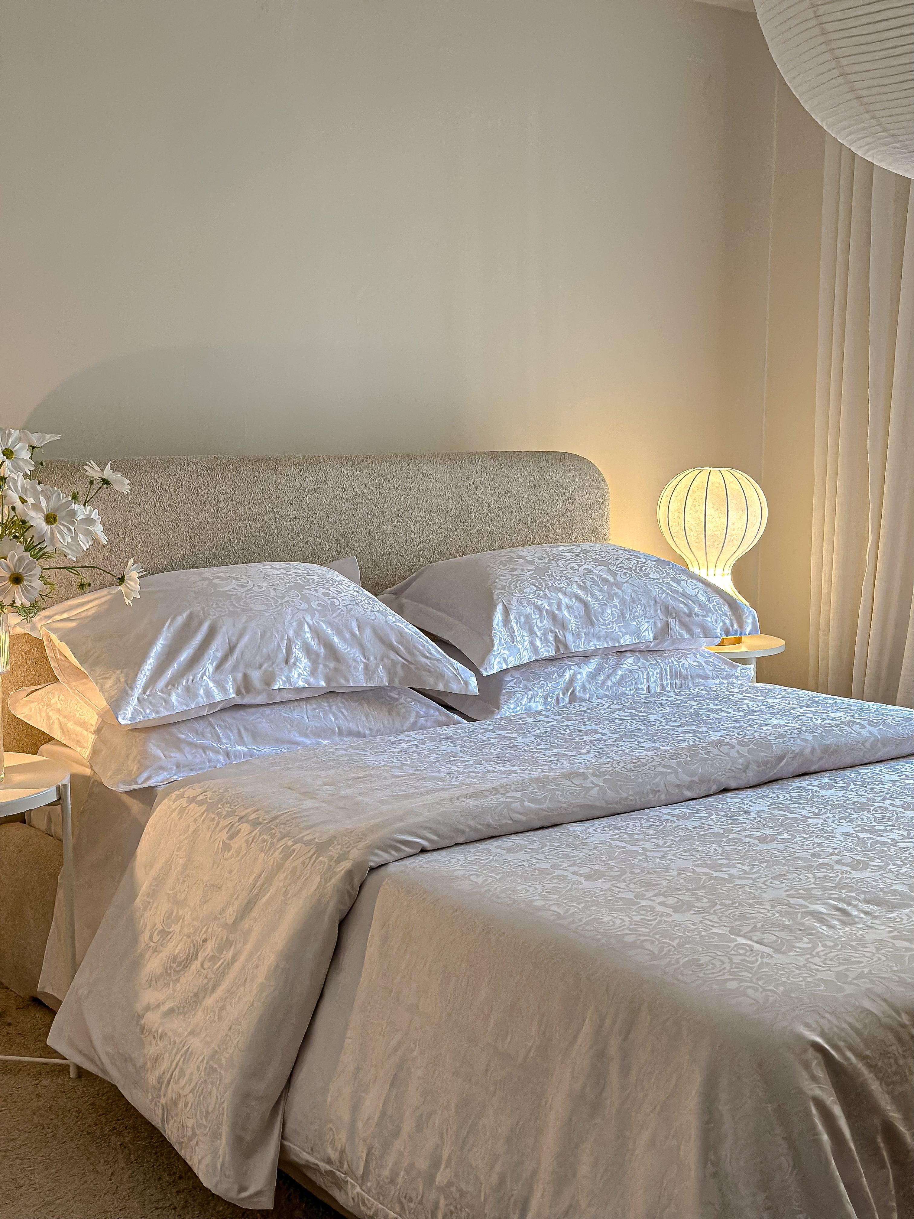 Jacquard bedding