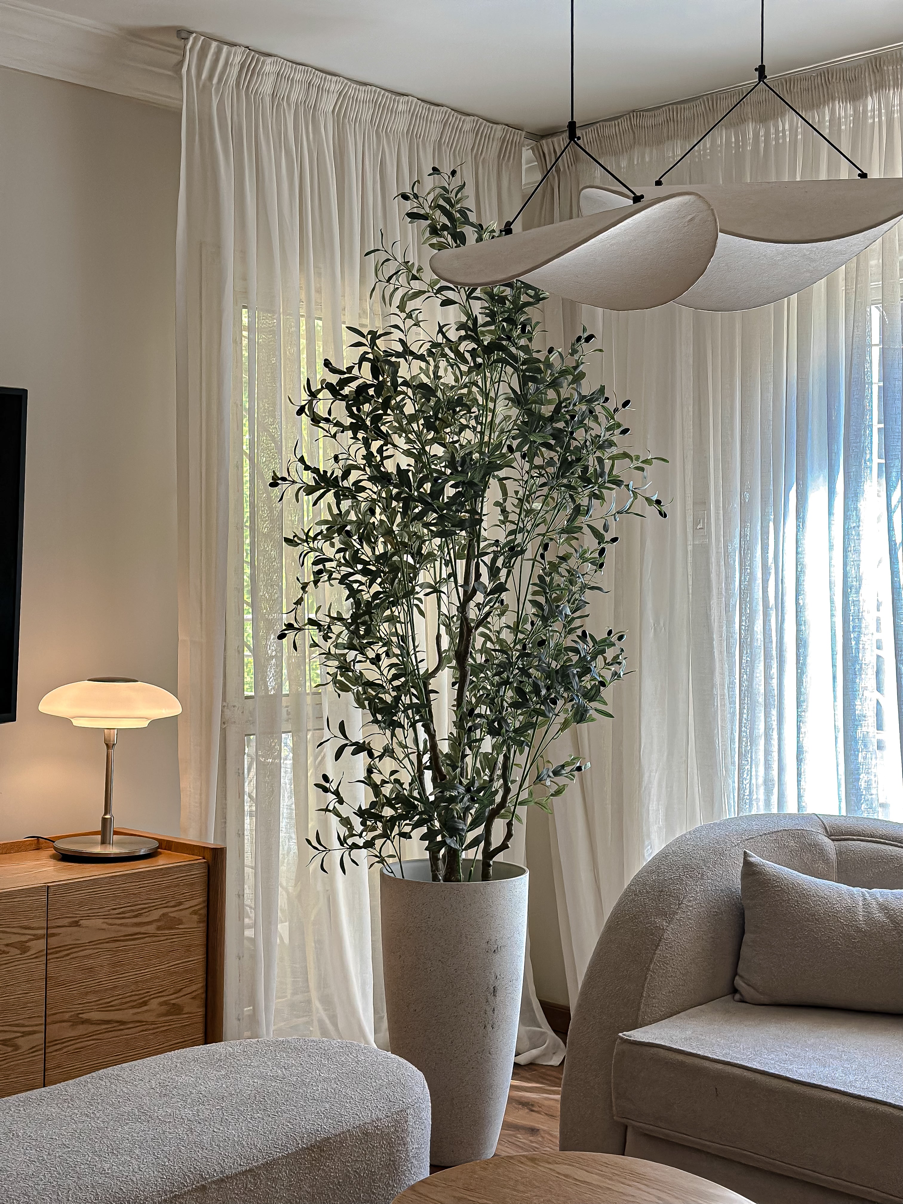 Plant pot - stone white